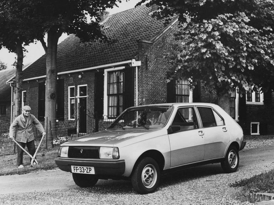  Renault 14 1979 года  (фото 2 из 2)